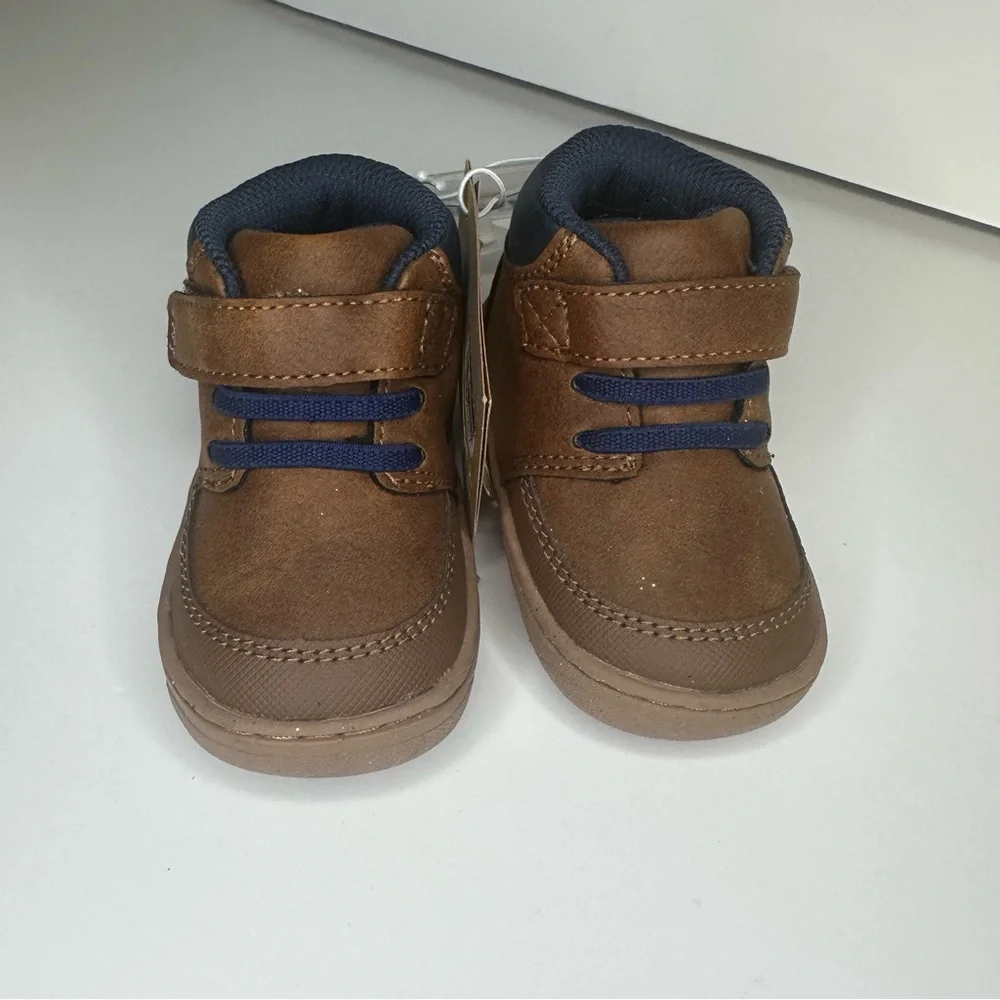 Surprize by Stride Rite Stylish Brown Baby Walker Shoes with Navy Accents
